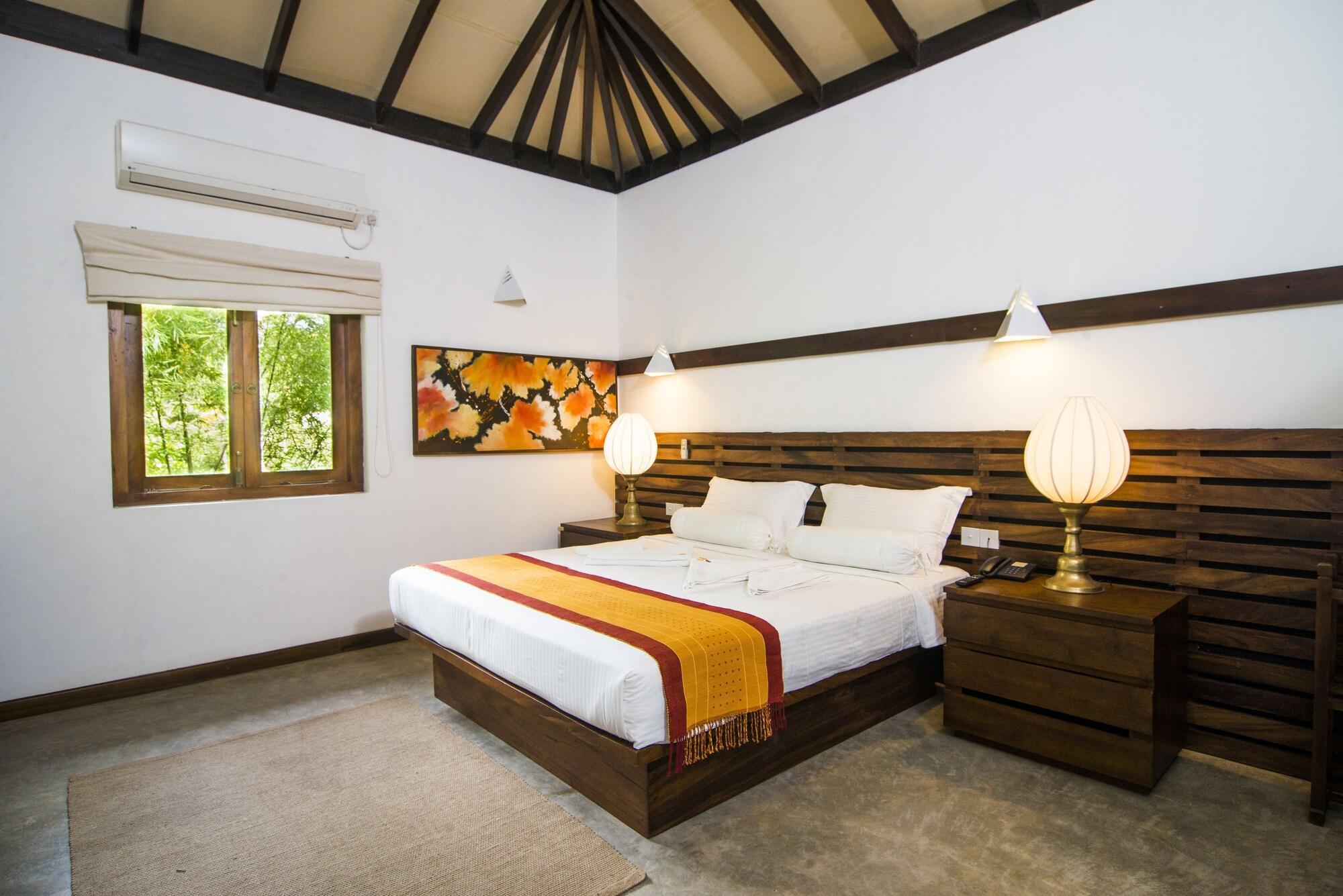 Roman Lake Ayurveda Boutique Resort - Level 1 Certified Ahungalla Exterior photo