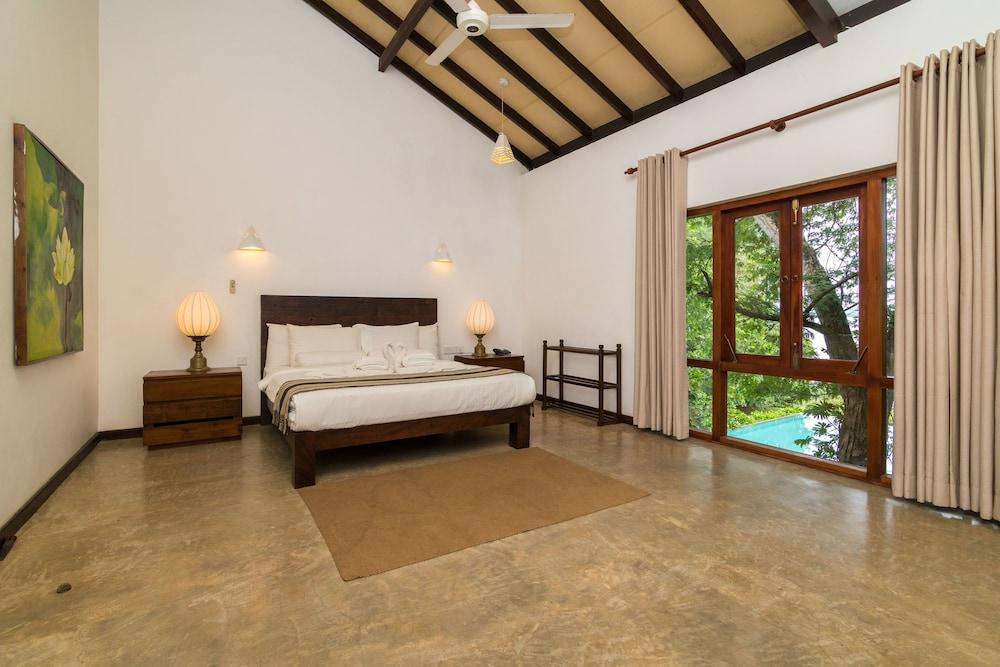 Roman Lake Ayurveda Boutique Resort - Level 1 Certified Ahungalla Exterior photo
