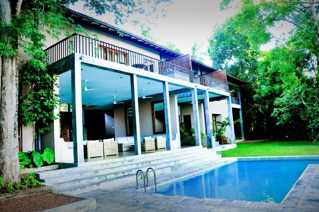 Roman Lake Ayurveda Boutique Resort - Level 1 Certified Ahungalla Exterior photo