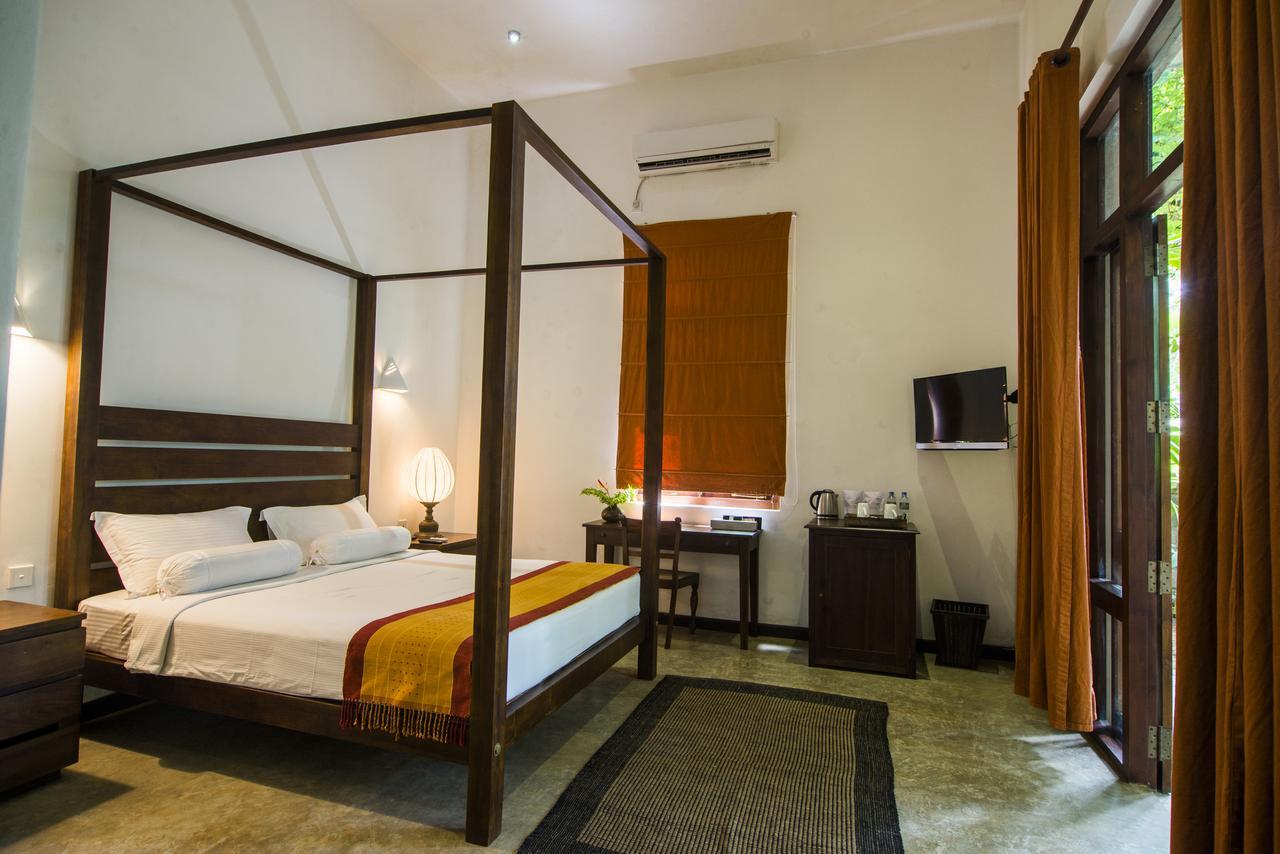 Roman Lake Ayurveda Boutique Resort - Level 1 Certified Ahungalla Exterior photo